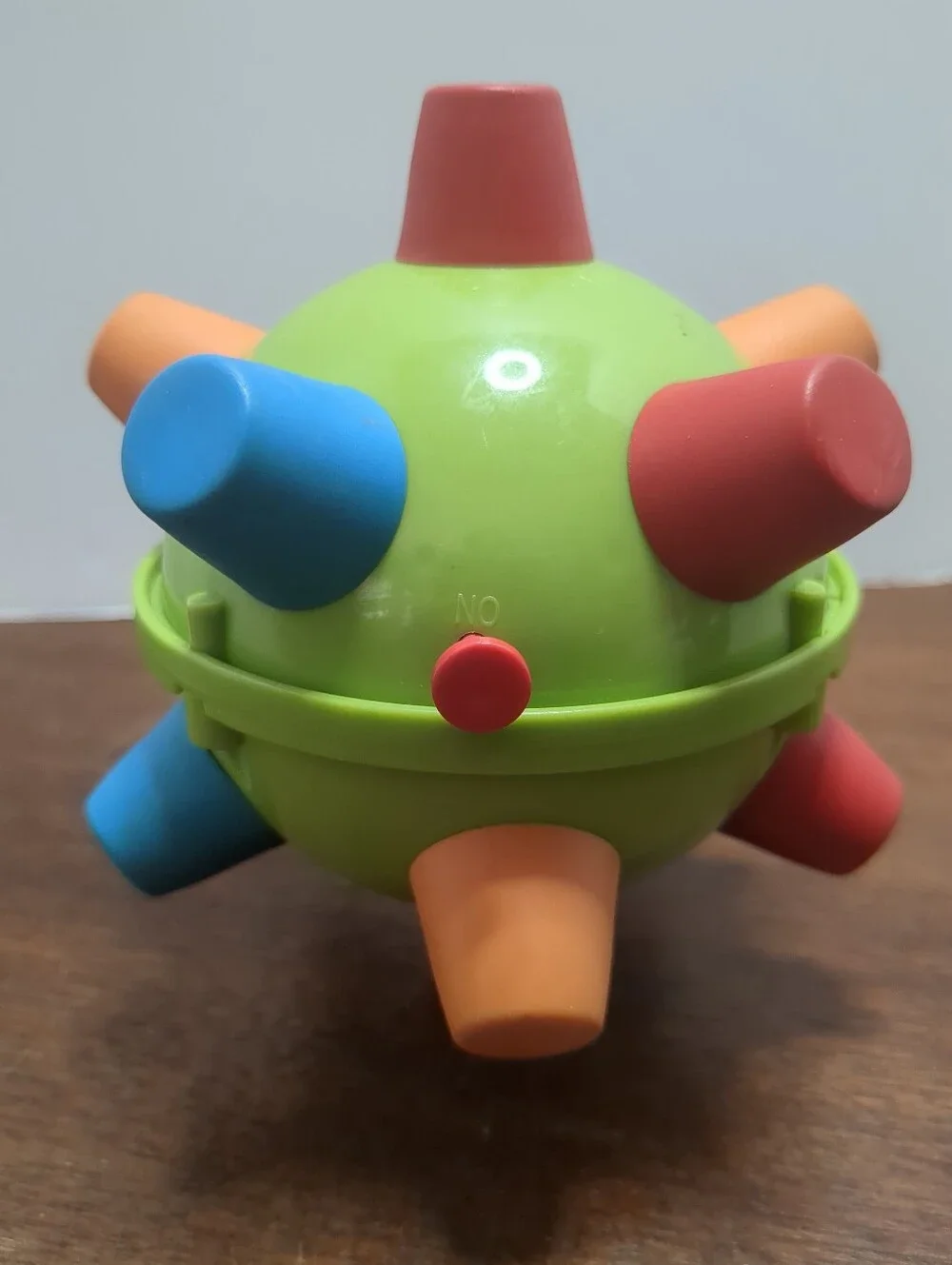 Vintage Ertl Bumble Ball Motorized Vibrating Sensory Toy 1990s Retro Green Multi